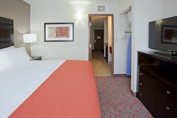 Hotel Le Bourget Aero Suites, An Ascend Collection