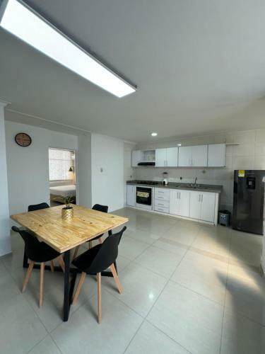 Apartamento Apto Estudio Con Parqueadero Y Wifi.