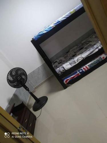 Tranquilo Y Comercial Apartamento