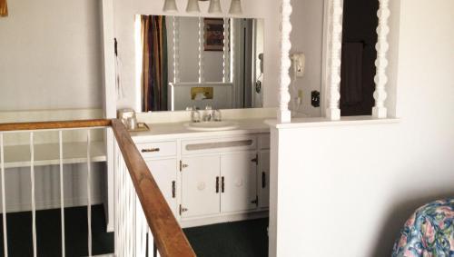 Motel Wayfarer Inn