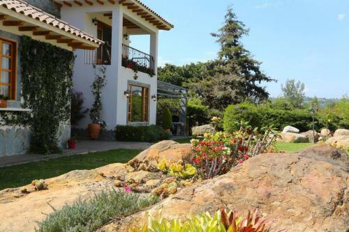 La Villa; Estilo Moderno Y Colonial