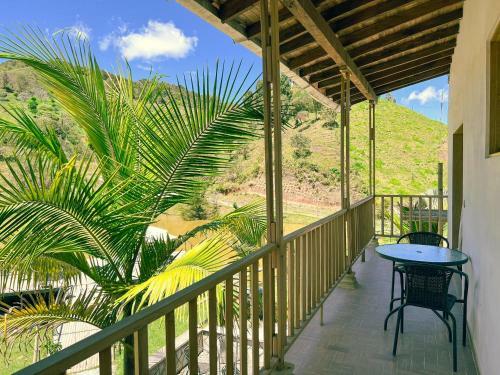 Aparthotel Los Lagos De Jas�