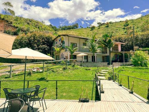 Aparthotel Los Lagos De Jas�
