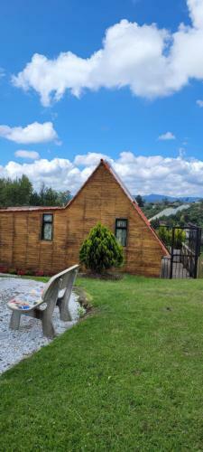 Caba�a Con Jacuzzi/zona Bbq Y Malla Catamar�n En Guarne