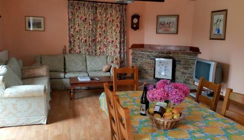 Manoir De Kerguezennec Holiday Home