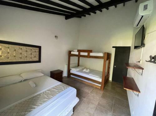 Hotel Familia Casa Blanca
