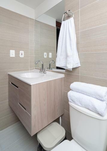 Apartamento Apto Con Piscina En El Cc San Gil Plaza