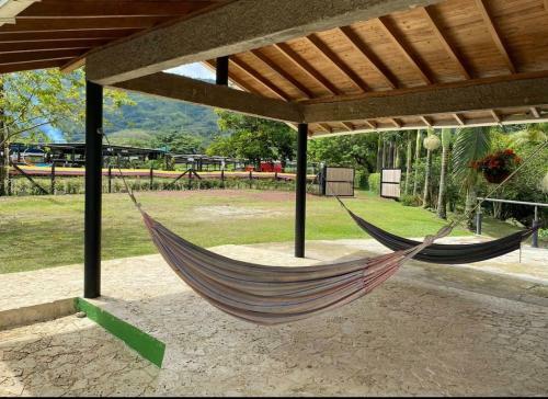 Hotel Hoster�a Blanco Y Negro