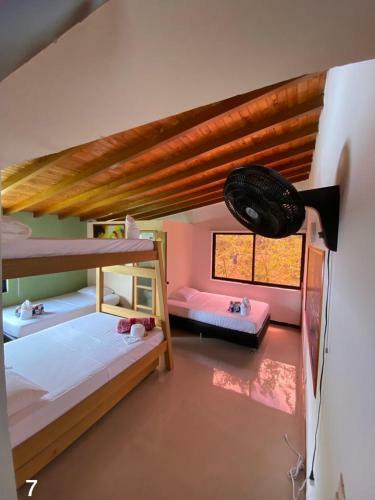 Hotel Hoster�a Blanco Y Negro