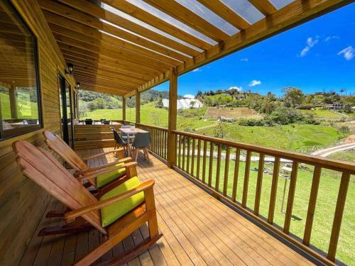 Villa Moderna Con Jacuzzi En La Naturaleza