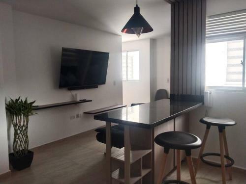 Acogedor Apartamento Con Sala De Tv