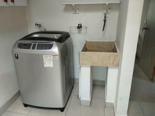 Apartamento Comoda Y Amplia Casa En Sabaneta