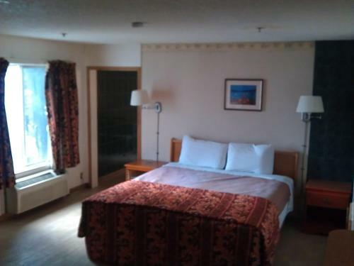 Hotel Downey Inn Luxury Suites