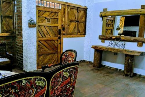 El Encanto Mountain Cabin