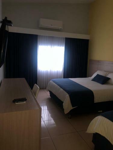 Hostal Hostel Paradise St