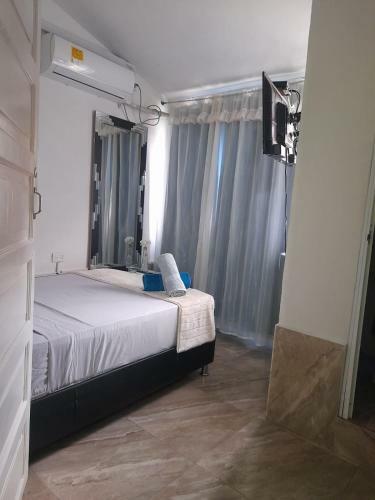 Alborada Hostel B&B