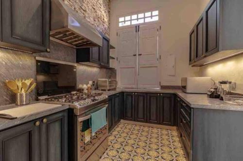 Private House-swimming Pool - Old Santa Marta