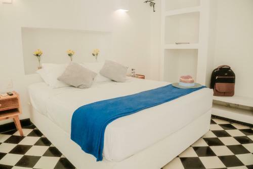Hotel La Puerta Azul