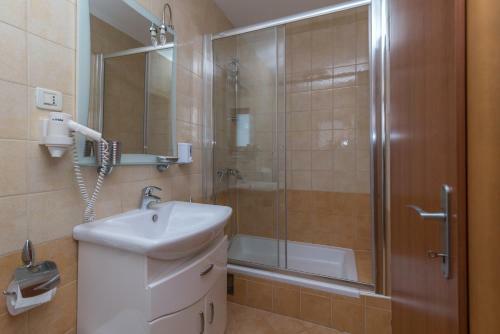 Hostal Guest House Bakica
