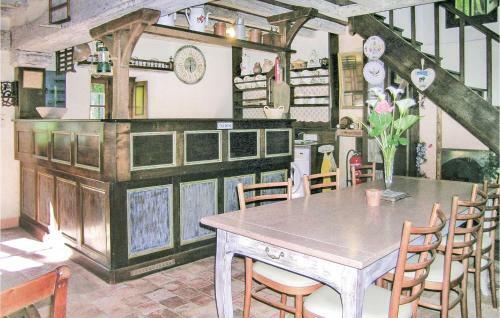 Holiday Home La Gacilly J-722