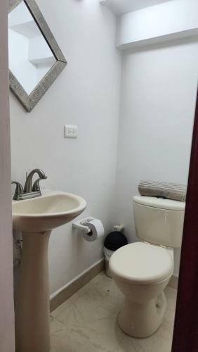 Apartamento Central Y Agradable Apto Completo En Pereira