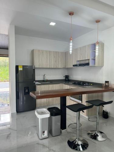 Moderna Casa Luxury Campestre En Pereira.