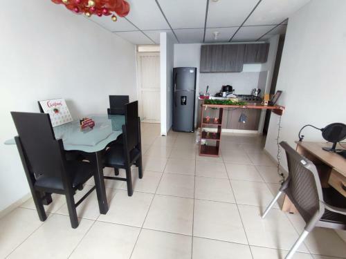 Habitaci�n Privada Con Vista A La Ciudad