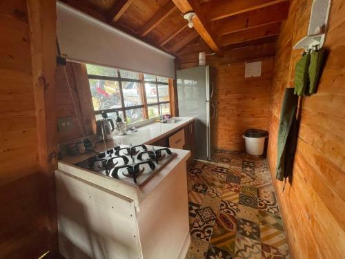 Apartamento Lovely Two Bedroom Cabin On Avocado Farm