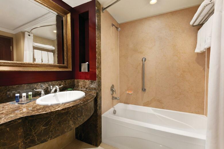 Hotel Park Inn By Radisson Toronto Airport West