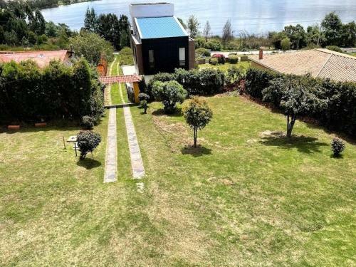Private Lake View Cottage With Bbq Yard In Paipa
