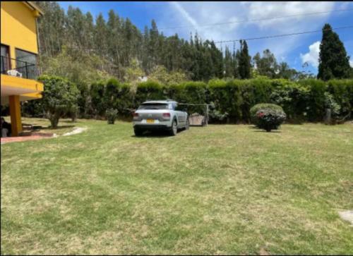 Private Lake View Cottage With Bbq Yard In Paipa