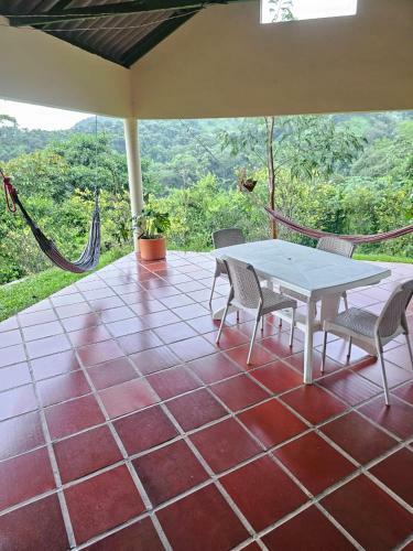 Villa Caba�a Mountain Ocean View Minca