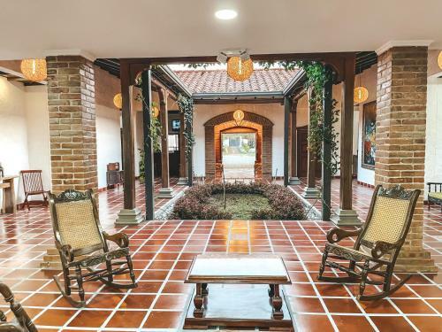 Hotel Casona Montanesa Quind�o Eje Cafetero