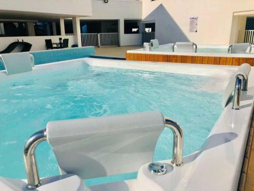 Apartamento Tranquil 3 Bedroom Condo With Pool, Gym & More