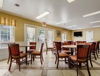 Motel Baymont Inn & Suites - Cleveland