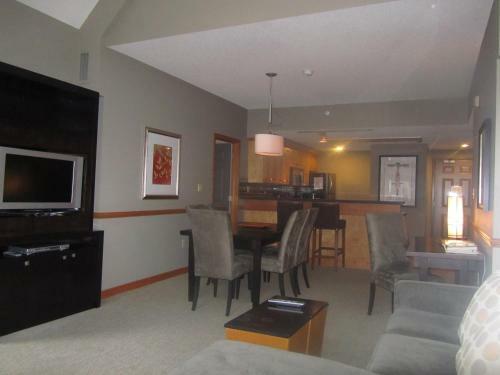 Hotel Platinum Suites Resorts