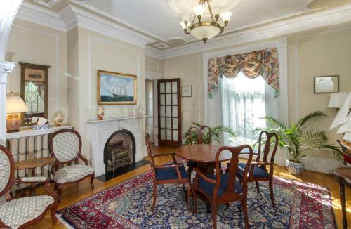Homeport Historic B&B