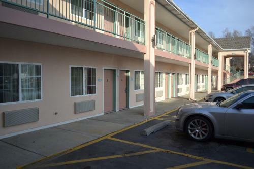 Relax Inn Motel And Suites Omaha