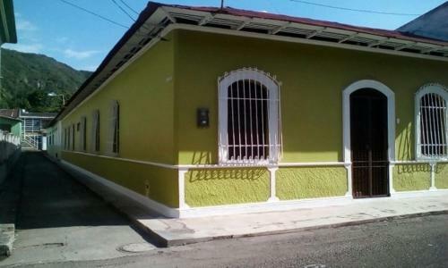 Villa Casa Para�so. Honda. Tolima.