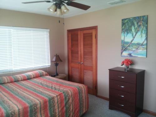 Hotel The Conch House Marina Resort