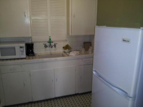 Hotel The Conch House Marina Resort