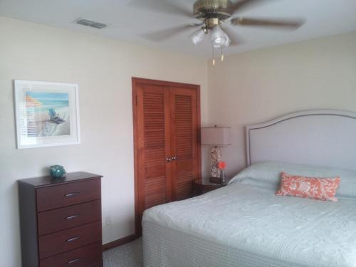 Hotel The Conch House Marina Resort