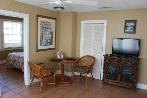 Hotel The Conch House Marina Resort