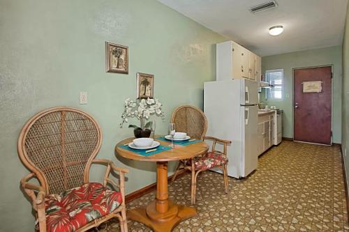 Hotel The Conch House Marina Resort