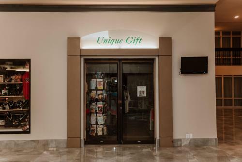 Hotel Nisku Inn And Conference Centre