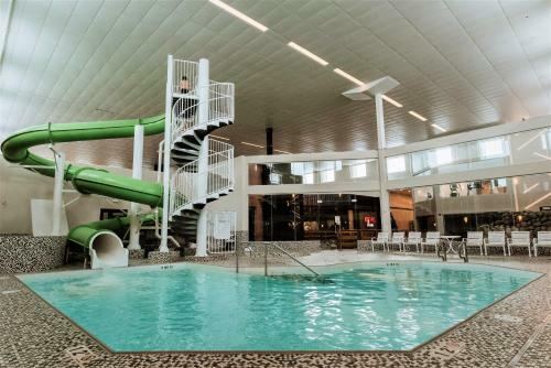 Hotel Nisku Inn And Conference Centre