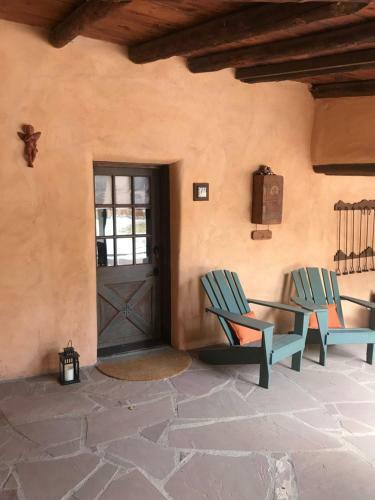 Old Taos Guesthouse B&B