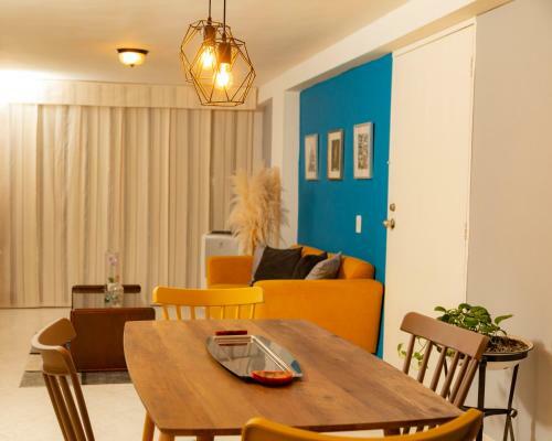 Apartamento Casa En Laureles Privada, Acogedora, C�moda Y Amplia