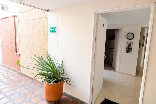 Apartamento Casa En Laureles Privada, Acogedora, C�moda Y Amplia