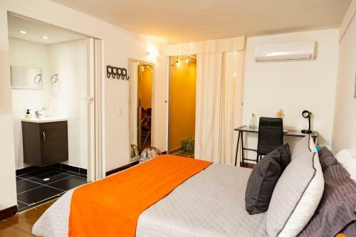 Apartamento Casa En Laureles Privada, Acogedora, C�moda Y Amplia